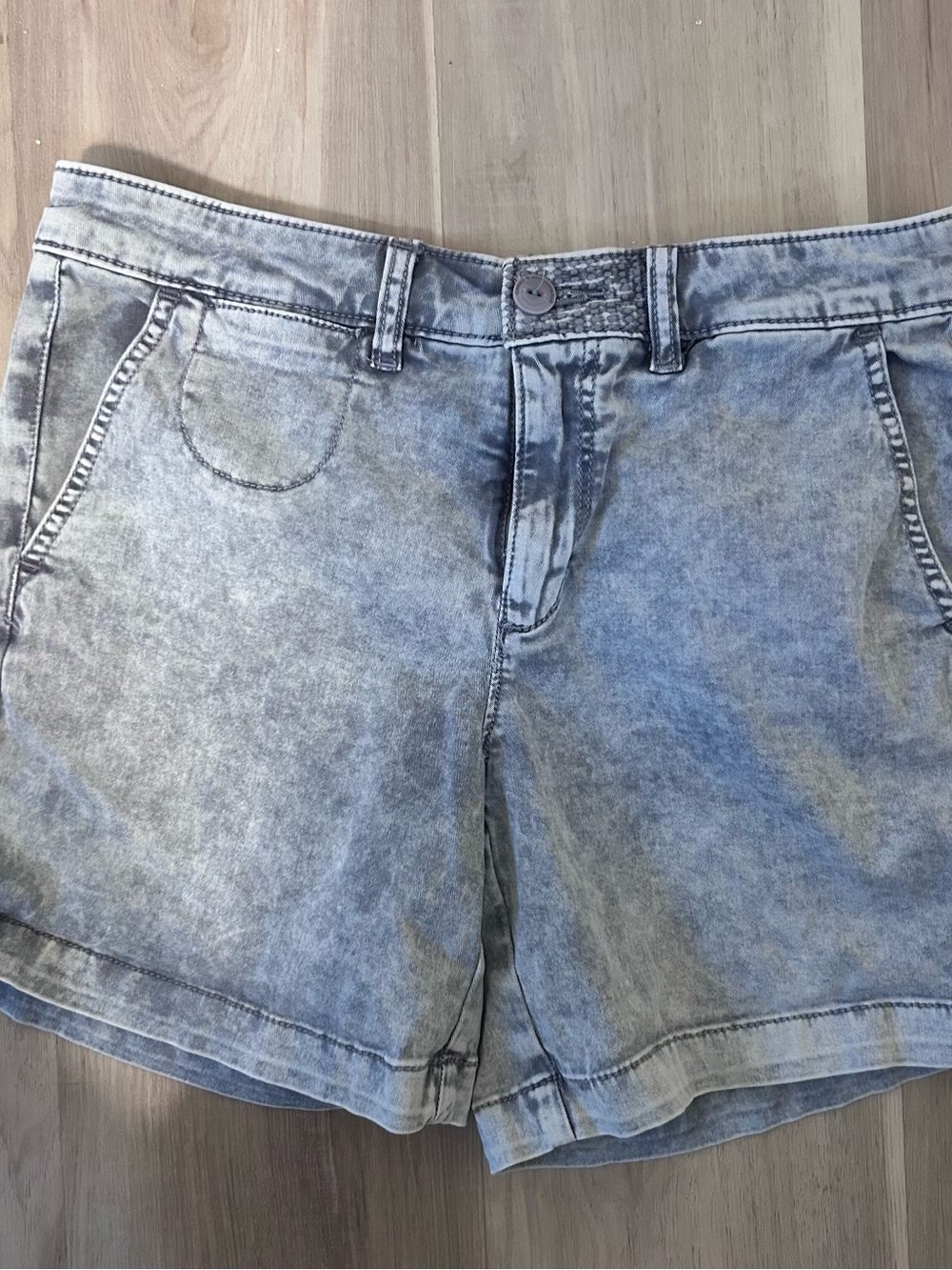 Anthropologie Chino acid wash gray shorts size 26 - Picture 1 of 6